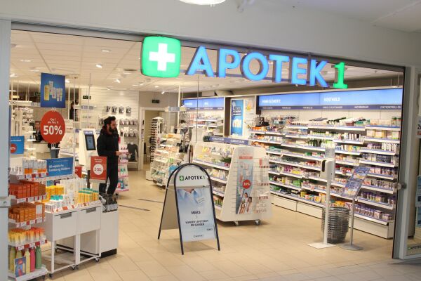 Stor auke i sal av munnbind