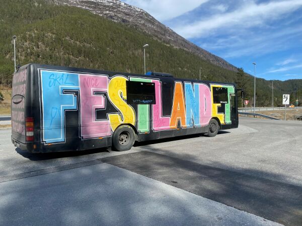 Stoppa russebuss på Kjøs