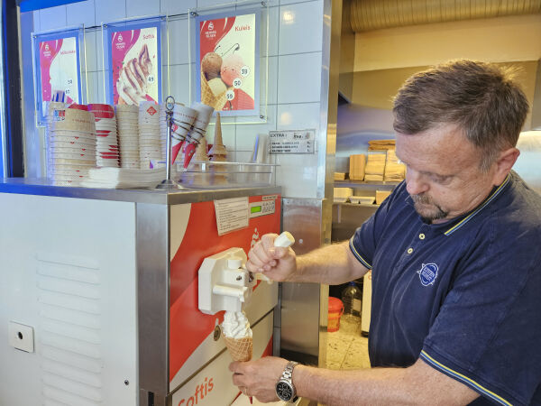 Varme og is-rush i sentrum