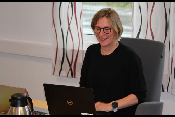 Slepp meir «frivillig arbeid»