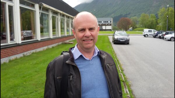 Steinar Reiten vitjar Volda og Ørsta