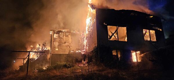 Hus vart flammerov