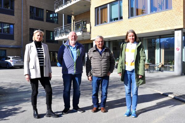 Ber politikarane handsame sak på nytt