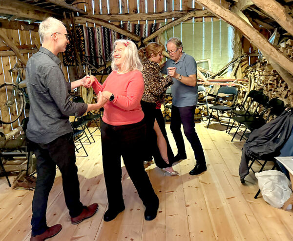- Tango som stressdempar i eit hektisk samfunn