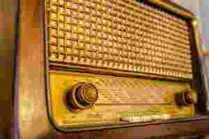Forsvinn radiosamlinga til eit museum på Austlandet?