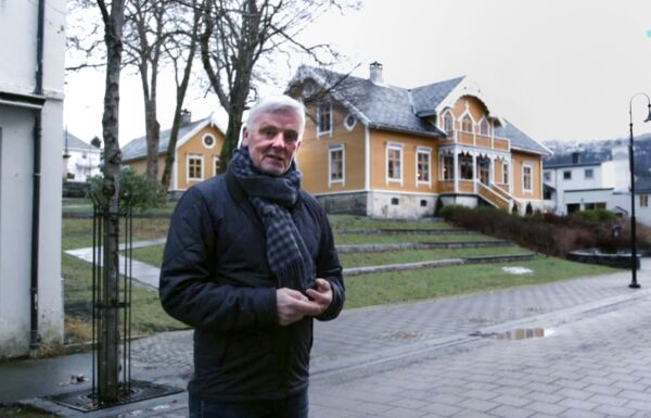 Fru Svendsen på «Åndenes makt»