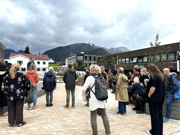 – Førebilete på tettstader