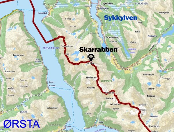 Tre personar redda ned frå Skarrabben