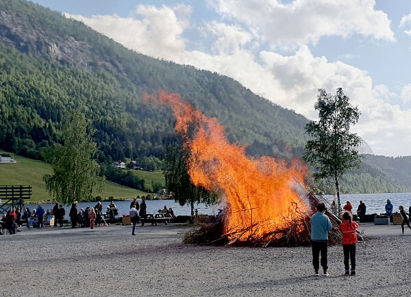 Bra oppmøte på jonsokfeiring