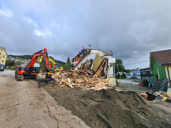 Vert rive til fordel for leilegheiter
