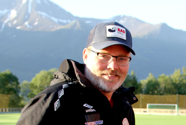 Hentar to voldingar til Hovdebygda