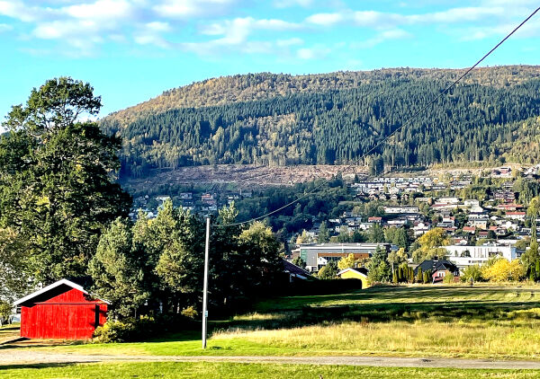 Ja til Urbakkfoten, utset Øvre Heltne