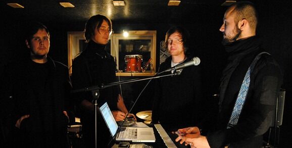 Jobbar med nytt album