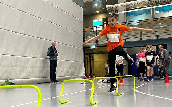 50 deltakarar på friidrettscupen