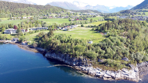 -Industriområde ved Mork senter og Åseneset!