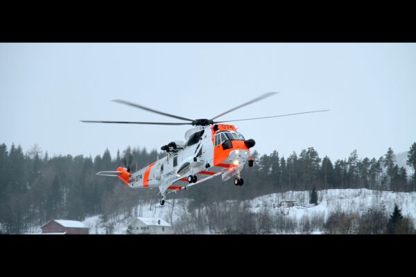 Mann henta ned frå fjellet