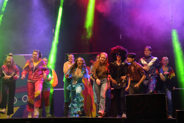 Laga Grand Prix-fest for heile bygda