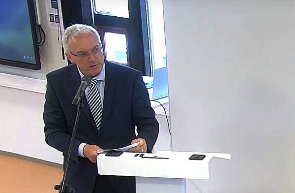 - Blir politiske vedtak prioriterte?