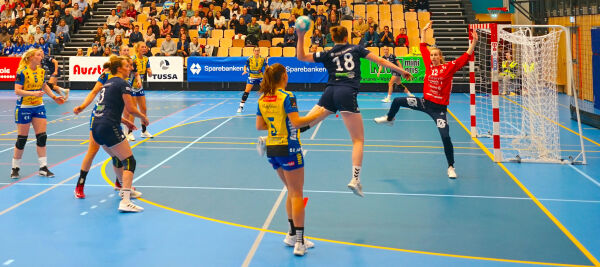 Handballdamene møtte Storhamar