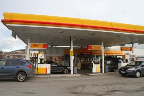 Shell Rotset opna pumpene igjen