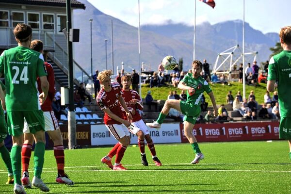 Fotball, herrar: Volda kjempa og vann!