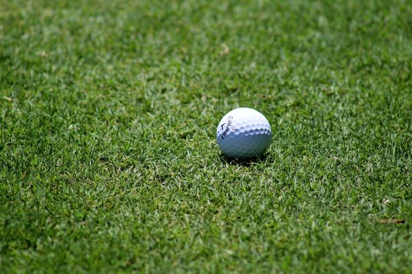 Golfklubben vil lage nye hol