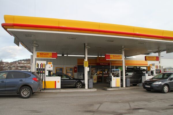 Shell i Volda legg ned butikken