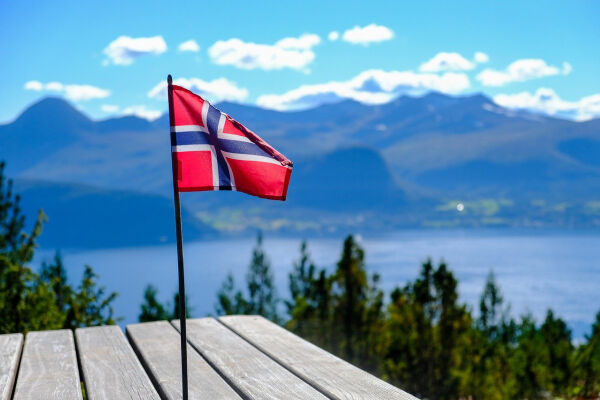 Noreg minst lykkelege i Norden endå ein gong