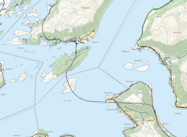Held fast på hurtigbåtkai på Berkneset