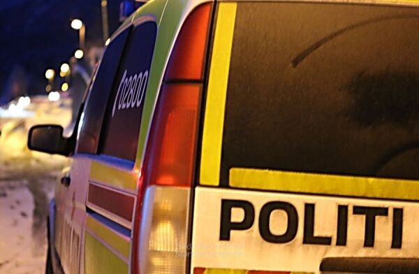 Politiet avslutta fest i Volda