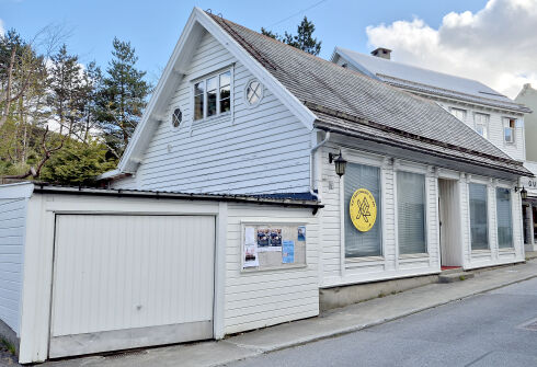 Nytt liv i Hjalmarbuda?