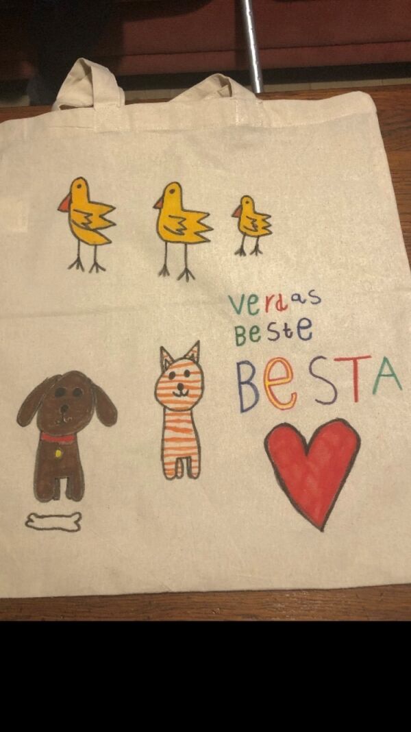 Solveig (7) hjelp borna i Ukraina