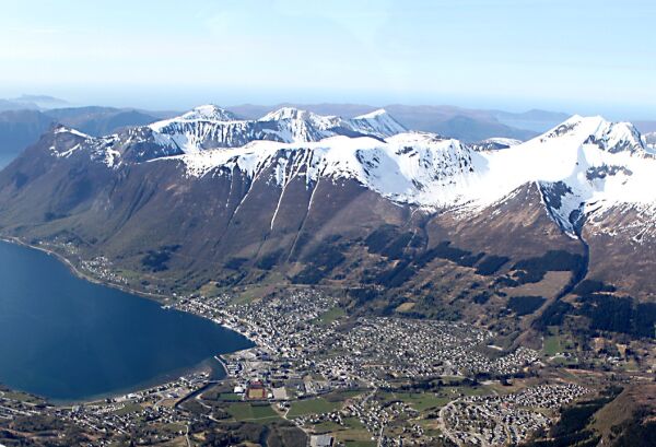 Utrykning til paraglidar med problem