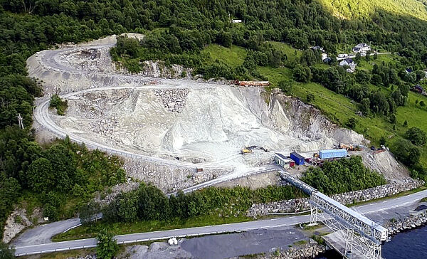 Vurderer rettslege steg mot Volda kommune