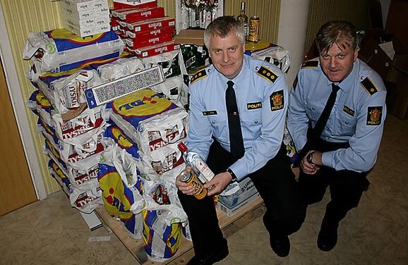 Stal palle med sprit frå politiet