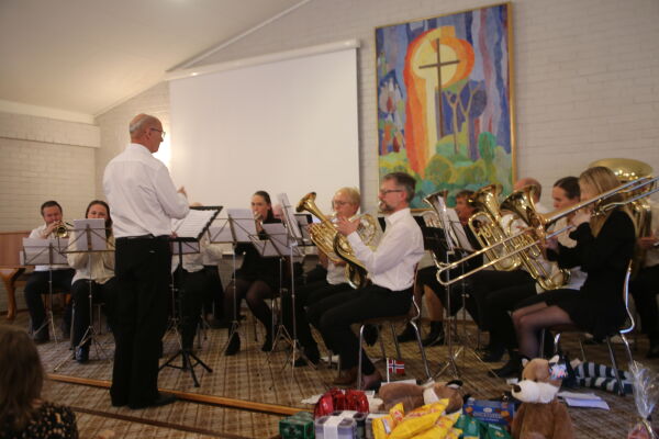 Stor feiring av Austefjord Hornmusikk