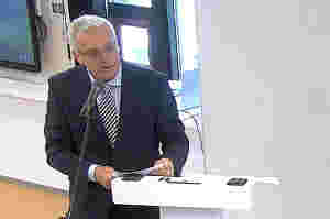– Høna eller egget?
