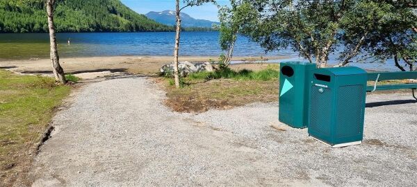 Opna badeplassen på Botnasanden