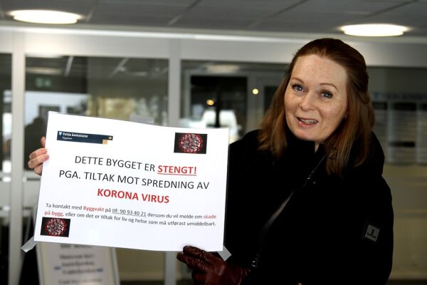 Stenger rådhuset i kampen mot korona