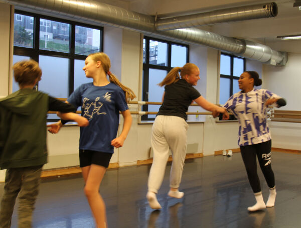 Fire unge dansetalent frå ballettskulen skal delta