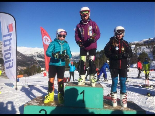 Full fart på Oppdal og i Jølster