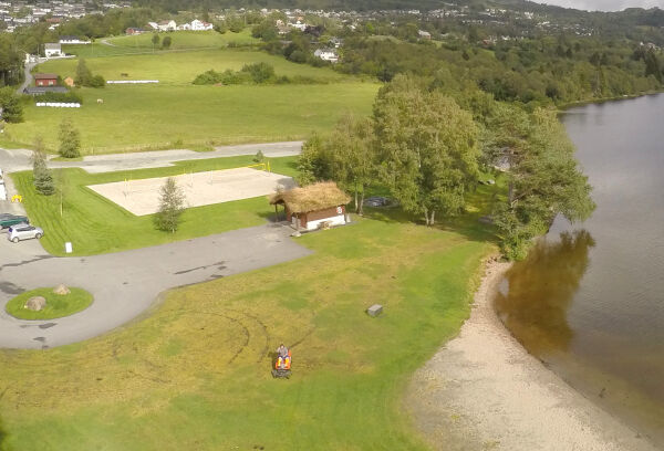 X2 Festivalen får ha camping på Årneset
