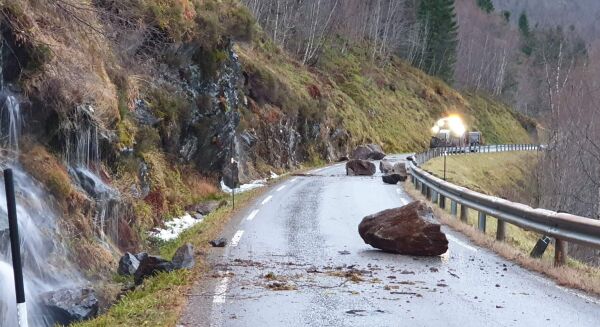 Stengt mellom Høydalen og Kilsfjord og i Norangsdalen