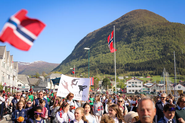 Difor var det ikkje ordførar-helsing 17. mai