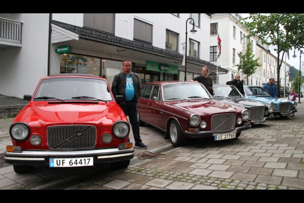 Volvo 164-treff i Vikegata