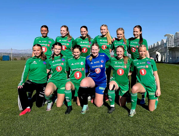 Damelaget på treningsleir i Tyrkia
