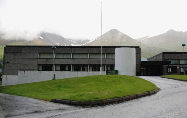 Renoveringa av kinosalen vert dyrare