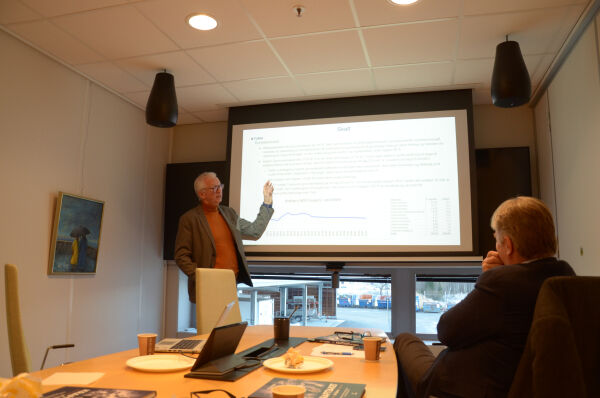 – Eit tviegga sverd
