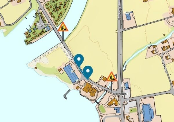 Stenger veg i Hornindal etter vasslekkasje