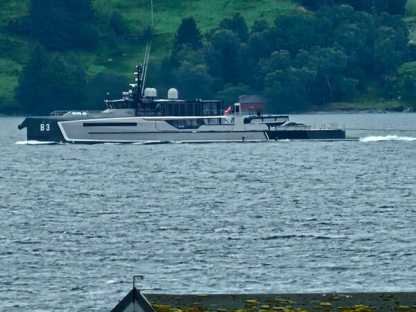 Spesiell yacht på besøk